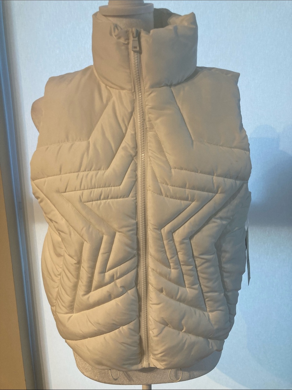 No Boundaries White Star-Quilted Puffer Vest NWT XXS